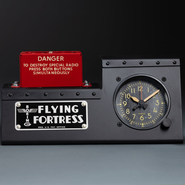 WWII Aviation B-17 Flying Fortress Radio Destruct/Cockpit Clock Desk Set.